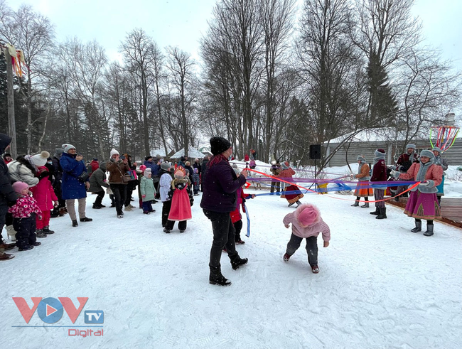 Lễ hội văn hóa dân gian mang mùa xuân đến cho người dân Nga - Ảnh 5.