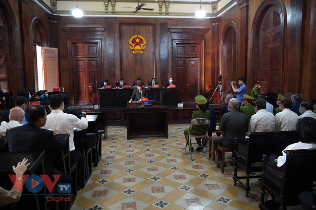 Xét xử nữ 'đại gia' Dương Thị Bạch Diệp và cựu Phó Chủ tịch UBND TPHCM Nguyễn Thành Tài - Ảnh 3.