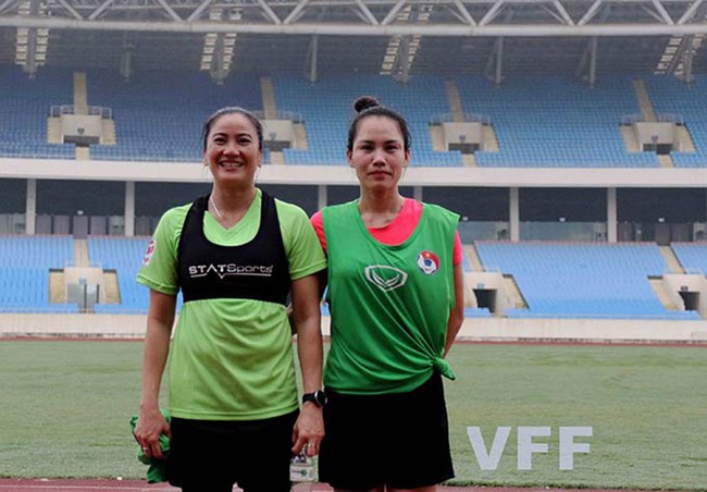 Trợ lý trọng tài nữ đỉnh nhất Việt Nam dùng đúng 2 từ để 'đe' cầu thủ nam chuyên nghiệp - Ảnh 3.