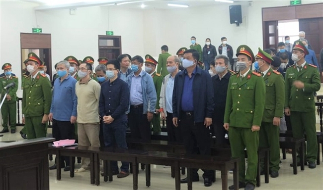Bị cáo Đinh La Thăng lĩnh 11 năm tù trong 'đại án' Ethanol Phú Thọ - Ảnh 1.