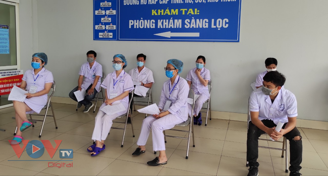 Hơn 20.000 người Việt Nam đã tiêm vaccine COVID-19 - Ảnh 1.