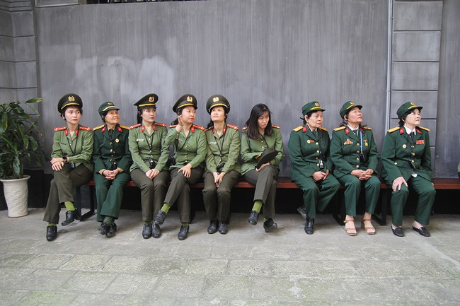 Đội nữ lái xe Trường Sơn sống lại “thời sôi nổi” tại Di tích Nhà tù Hảo Lò - Ảnh 18.