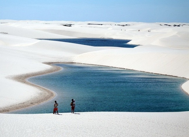 Sa mạc 'ảo diệu' nhất thế giới: Gọi là sa mạc nhưng thực ra đầy… nước! - Ảnh 2.