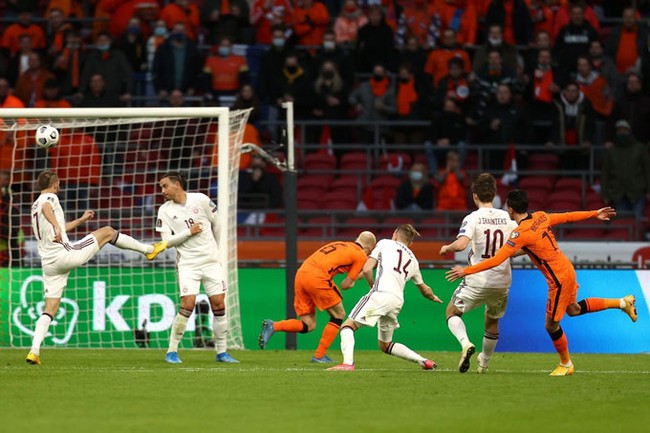 Kết quả Hà Lan 2-0 Latvia: 3 điểm đầu tiên cho Oranje - Ảnh 1.