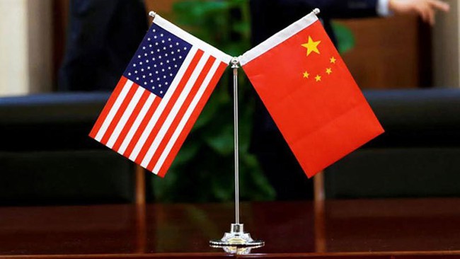 Quan chức Mỹ thăm Đài Loan, Trung Quốc cảnh báo cứng rắn - Ảnh 1.