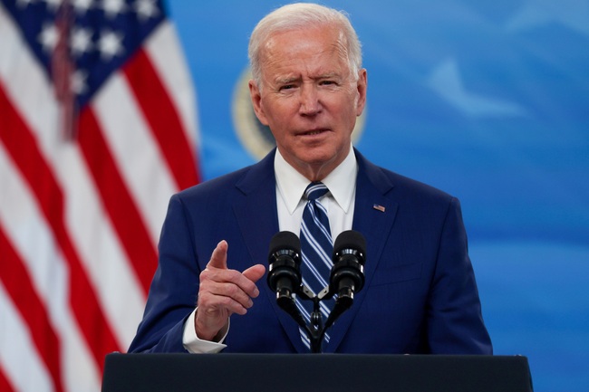 Tổng thống Biden đưa ra sáng kiến mới để chống bạo lực với người Mỹ gốc Á - Ảnh 1.