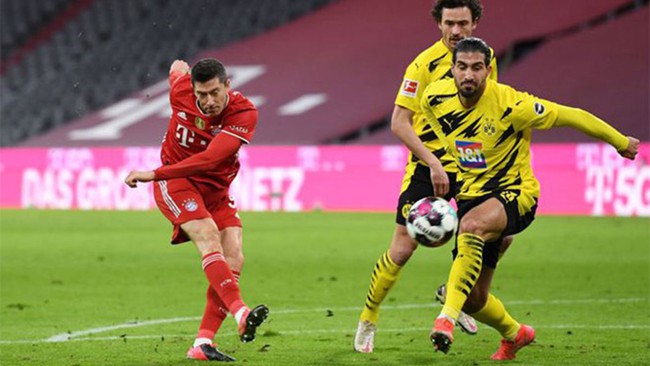 Kết quả Bayern 4-2 Dortmund: Haaland gọi, Lewandowski đáp lại mạnh mẽ - Ảnh 2.