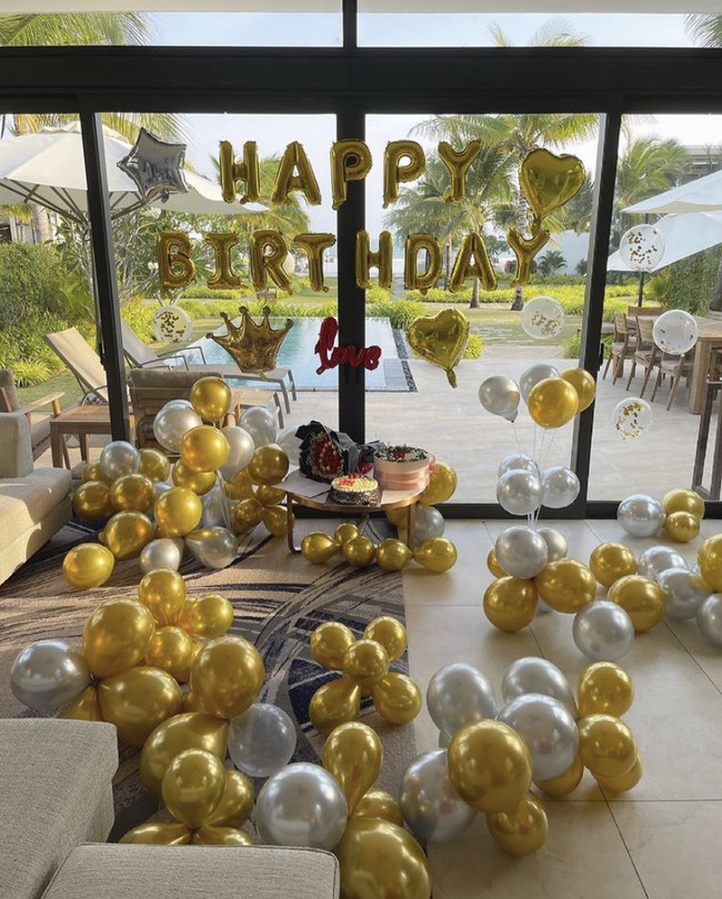 Đáp lại quà 8/3 giá 2 tỷ, Lệ Quyên tổ chức ngay tiệc sinh nhật cho Lâm Bảo Châu ở resort hạng sang - Ảnh 2.