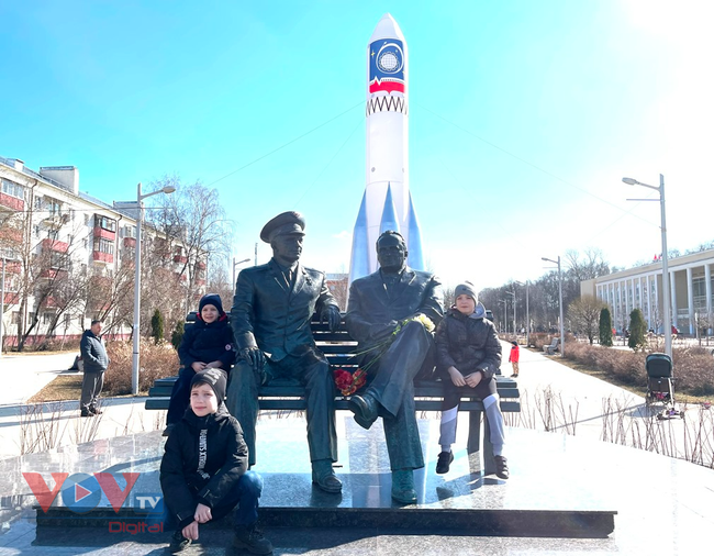 Nước Nga long trọng kỷ niệm 60 năm chuyến bay vào vũ trụ của nhà du hành Yuri Gagarin - Ảnh 7.