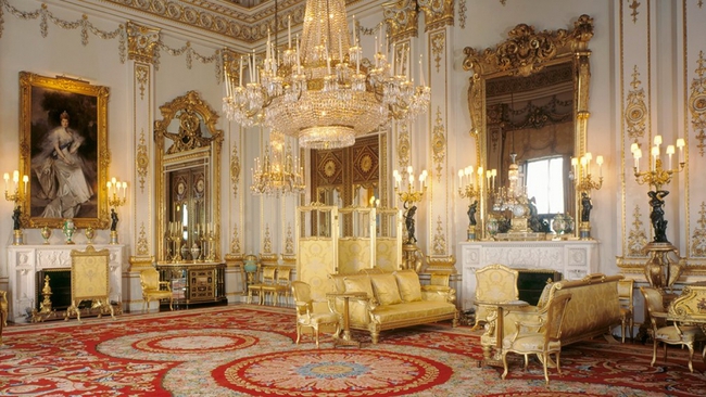 Hoàng gia Anh mở cửa cung điện đón du khách - Ảnh 2.