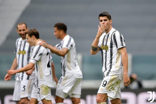 Kết quả Juventus 3-1 Genoa: 'Lão bà' kiên trì bám đuổi Inter - Ảnh 1.