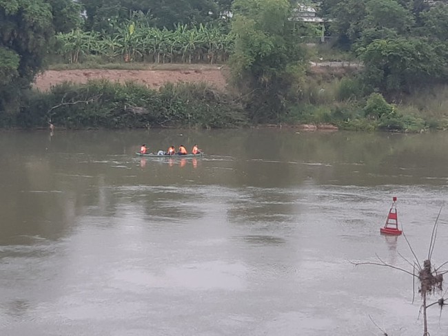 Một học sinh lớp 10 ở Quảng Nam nhảy cầu mất tích - Ảnh 1.