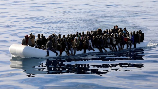 130 người di cư thiệt mạng trong vụ đắm tàu ở Libya - Ảnh 1.