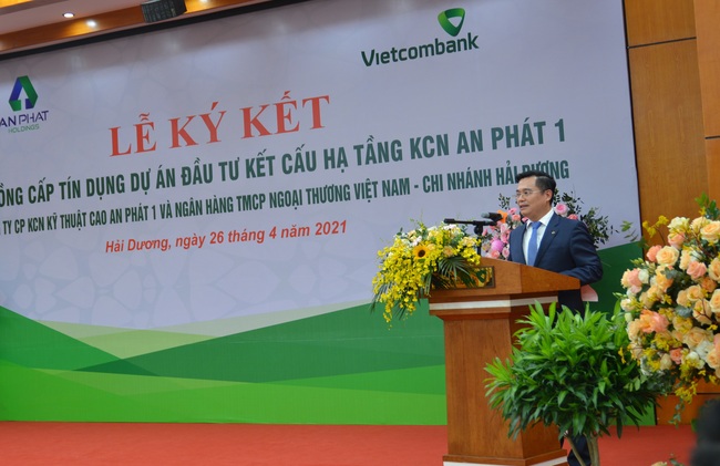 Vietcombank Hải Dương ký kết hợp đồng cấp tín dụng 1.200 tỷ đồng với Công ty CP KCN kỹ thuật cao An Phát 1 - Ảnh 1.