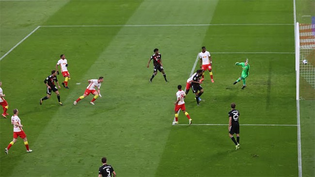 Kết quả Leipzig 0-1 Bayern: Vắng Lewandowski, Hùm xám vẫn 'xơi tái' kẻ thách thức - Ảnh 1.