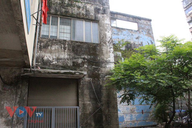 Hà Nội: Hàng loạt khu nhà tái định cư xuống cấp trầm trọng - Ảnh 7.