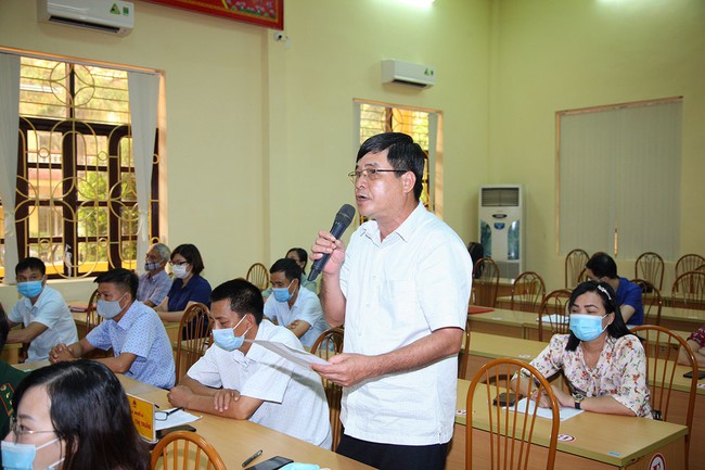 Đồng chí Nguyễn Văn Tùng, Chủ tịch UBND thành phố cùng các ứng cử viên đại biểu HĐND thành phố tiếp xúc cử tri tại huyện Cát Hải - Ảnh 15.