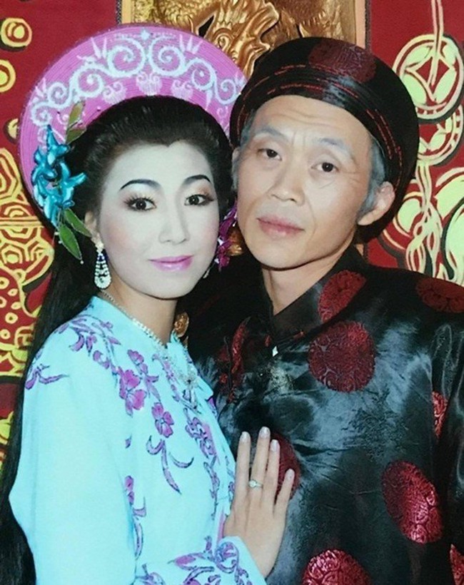 Nữ ca sĩ nhận là người vợ chưa được công khai của danh hài Hoài Linh - Ảnh 3.