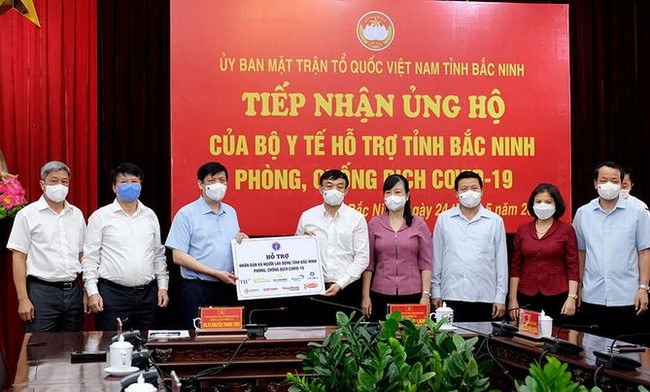 Bộ Y tế kêu gọi cả nước trợ giúp Bắc Ninh, Bắc Giang vượt khó chống dịch - Ảnh 4.