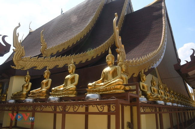Tu viện Phật giáo giữa Hồi quốc Indonesia biểu tượng của khoan dung và hòa hợp tôn giáo - Ảnh 2.