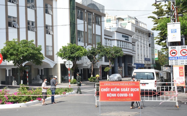 Phong tỏa một chung cư ở Đà Nẵng do phát hiện một F1 nghi mắc COVID-19 - Ảnh 1.