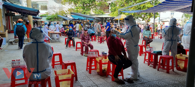 Áp dụng 'Thẻ đi chợ' trên toàn địa bàn thành phố Đà Nẵng từ ngày 8/5 - Ảnh 1.