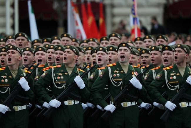 LB Nga diễu binh kỷ niệm lần thứ 76 Ngày chiến thắng - Ảnh 2.