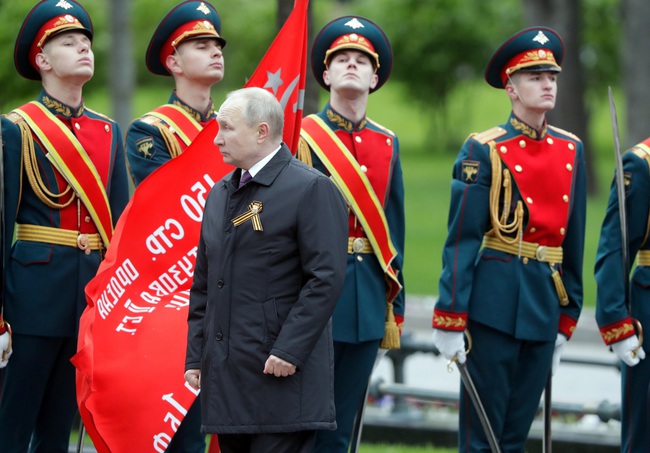 LB Nga diễu binh kỷ niệm lần thứ 76 Ngày Chiến thắng - Ảnh 2.