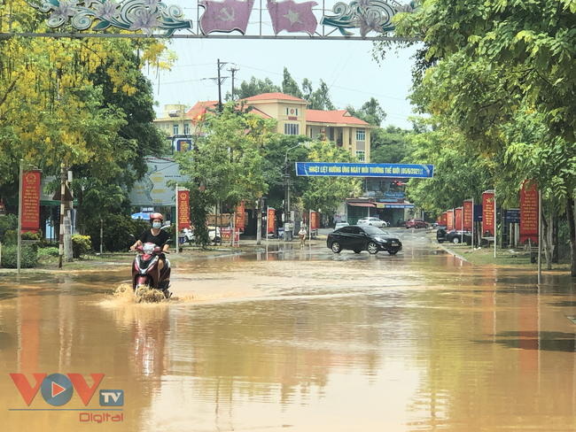 Phú Thọ: Cần làm rõ việc ngập nước trên đường tỉnh lộ 316 - Ảnh 5.