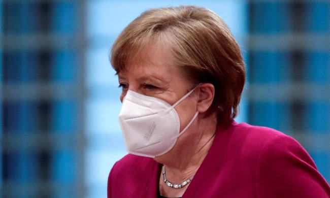 Thủ tướng Đức Merkel tiêm hai loại vaccine khác nhau - Ảnh 1.