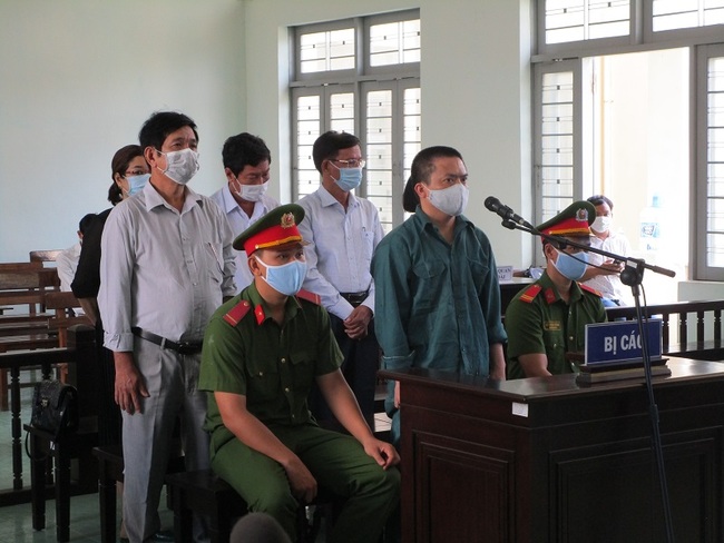 Tuyên án vụ sai phạm tại Trung tâm Y tế thành phố Phan Thiết  - Ảnh 1.