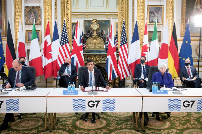 Nhiều nhân vật nổi tiếng đề nghị G7 chia sẻ vaccine khẩn cấp - Ảnh 2.