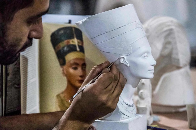 Ai Cập bán bản sao cổ vật để phục hồi du lịch - Ảnh 6.
