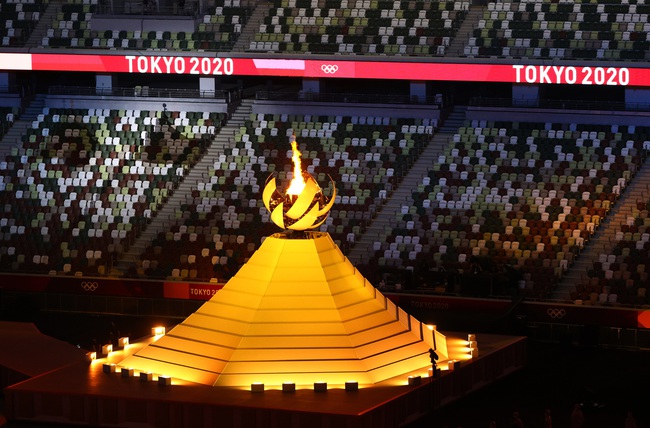 Màn trình diễn drone kỳ ảo trong lễ khai mạc Olympic Tokyo 2020 - Ảnh 9.