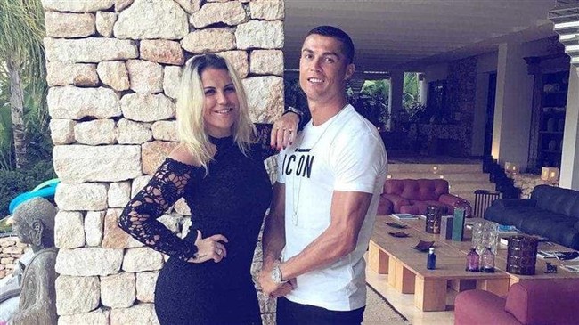 Chị gái Ronaldo đối mặt tử thần do biến chứng Covid-19 - Ảnh 1.
