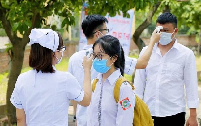 Sở GD&ĐT Hà Nội đề xuất cho học sinh trở lại trường từ 10/7 - Ảnh 1.