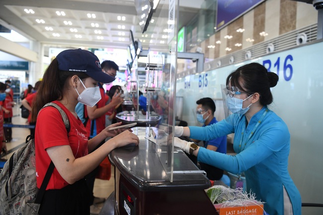 Vietnam Airlines chính thức triển khai thử nghiệm ứng dụng hộ chiếu sức khỏe điện tử IATA Travel Pass - Ảnh 1.