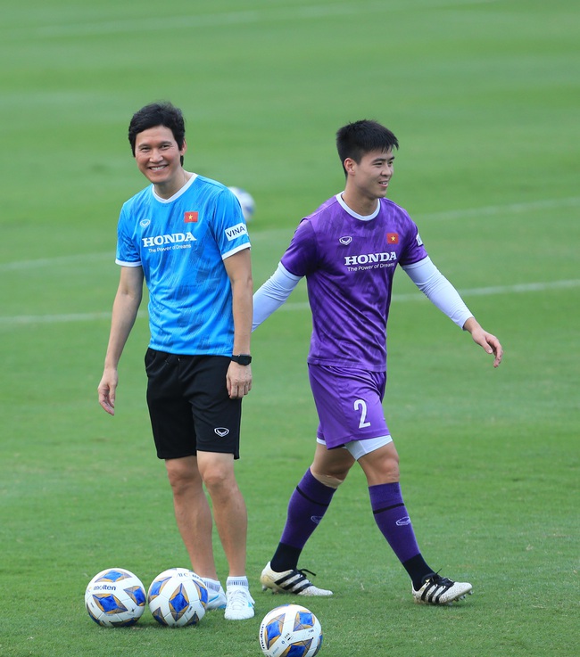 8 cầu thủ tập riêng trong ngày HLV Park Hang Seo tái xuất - Ảnh 2.