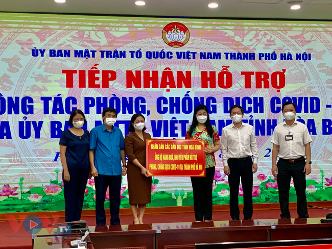 Hòa Bình: Hỗ trợ trên 70 tấn hàng hóa giúp thành phố Hà Nội phòng, chống dịch Covid-19 - Ảnh 1.