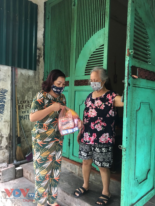 Hà Nội: Cựu chiến binh chung tay kêu gọi cứu trợ người dân khu phong toả - Ảnh 12.