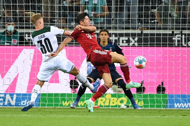 Kết quả M'Gladbach 1-1 Bayern Munich: Lewandowski giải cứu nhà vô địch - Ảnh 1.