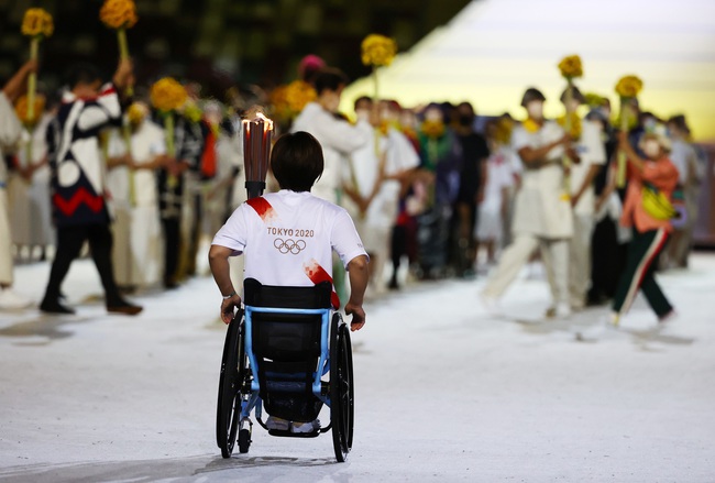 Paralympic Tokyo 2020: Các vận động viên nước ngoài đầu tiên tới Nhật Bản - Ảnh 1.