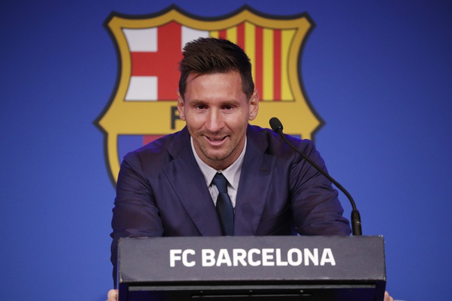 Barca chơi ‘đòn bẩn’ ngăn Messi gia nhập PSG? - Ảnh 1.