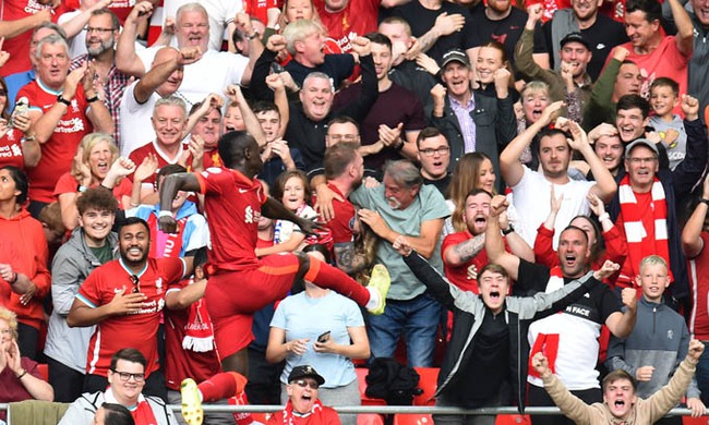Kết quả Liverpool 3-0 Crystal Palace: Liverpool lên đỉnh bảng - Ảnh 1.