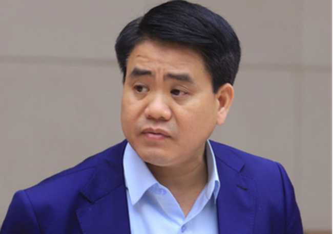 Truy tố ông Nguyễn Đức Chung trong vụ mua chế phẩm xử lý nước hồ ở Hà Nội - Ảnh 1.