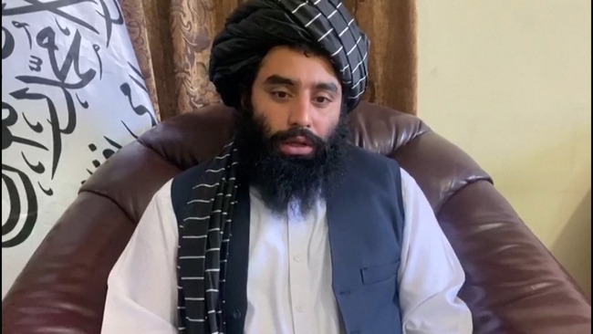 Taliban treo thi thể kẻ bắt cóc nơi công cộng - Ảnh 1.