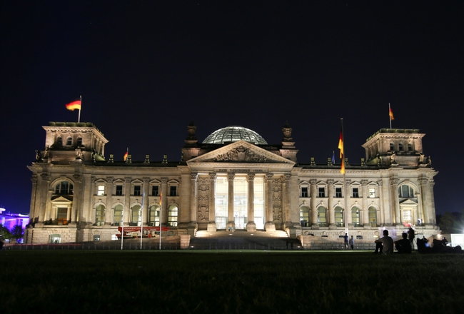 Bầu cử Đức: Cách biệt sít sao, cả SPD và CDU đều tuyên bố sẽ thành lập Chính phủ - Ảnh 2.