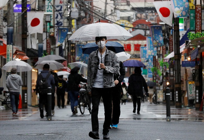 Nhật Bản sẽ tiếp tục cấm nhập cảnh đối với người nước ngoài - Ảnh 1.