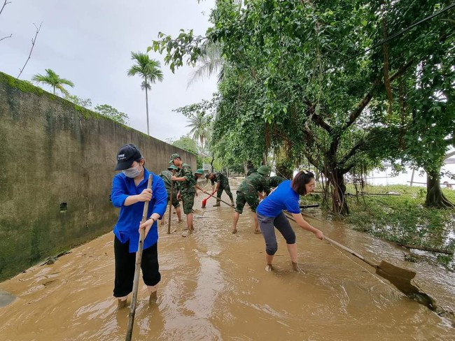 5 người chết trong lúc mưa rất lớn ở Đà Nẵng - Ảnh 5.