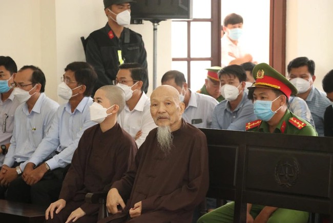 Ông Lê Tùng Vân chuẩn bị hầu tòa phúc thẩm - Ảnh 1.